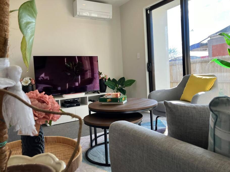 2-Bedroom Ensuite, Close To City, Comfortable, Accessible With Own Parking 基督城 外观 照片