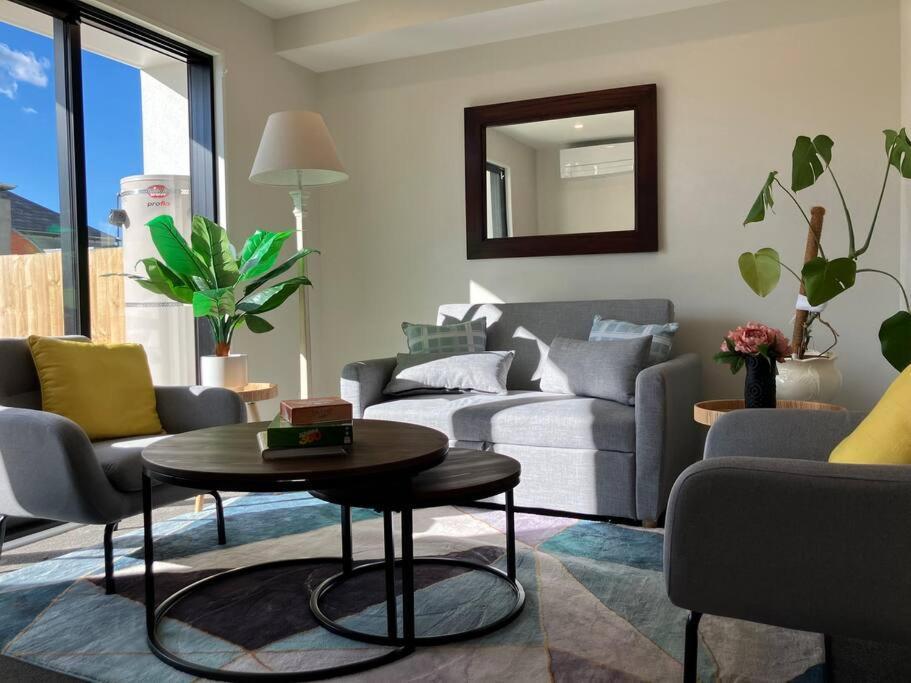 2-Bedroom Ensuite, Close To City, Comfortable, Accessible With Own Parking 基督城 外观 照片